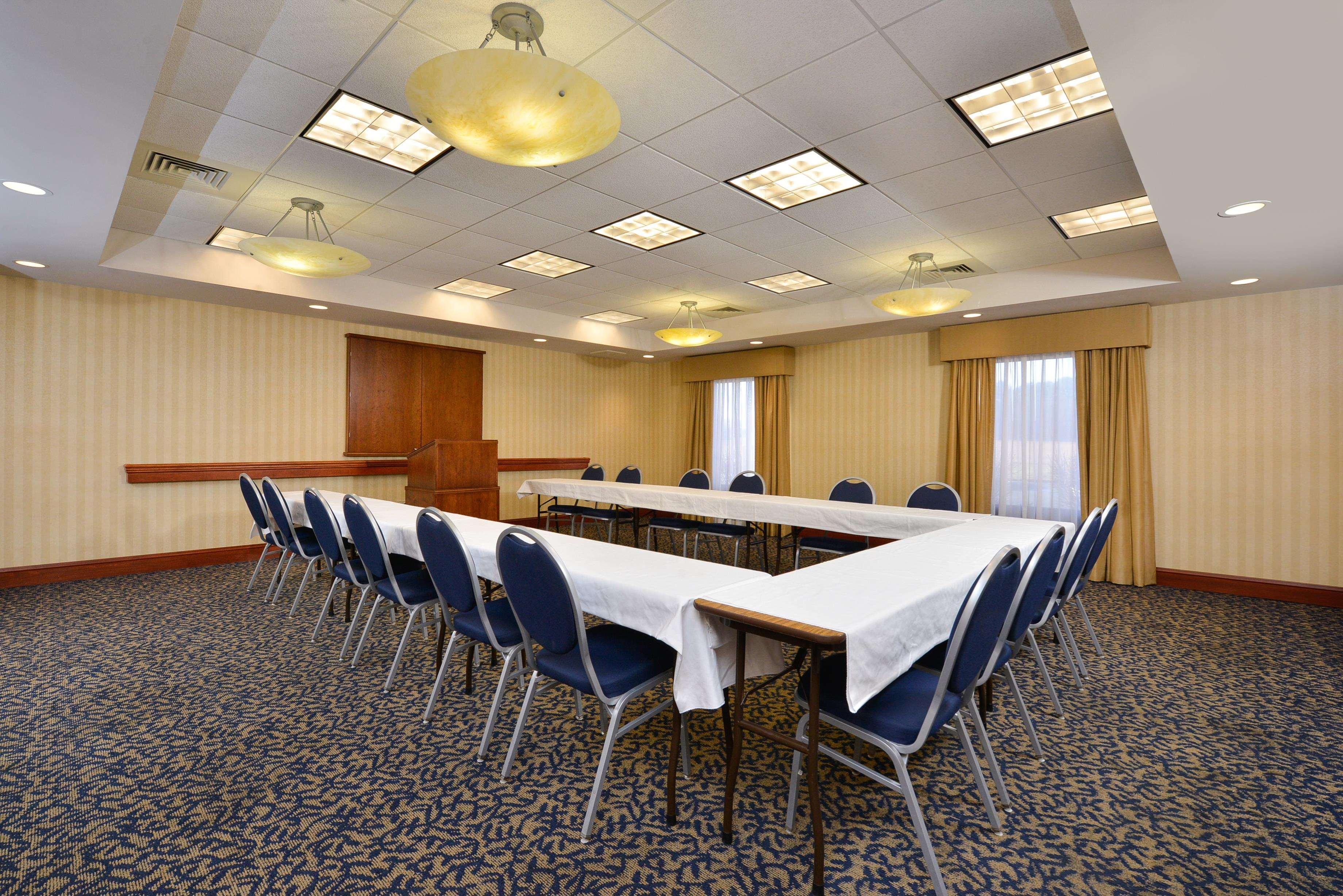 Hampton Inn Farmville Buitenkant foto