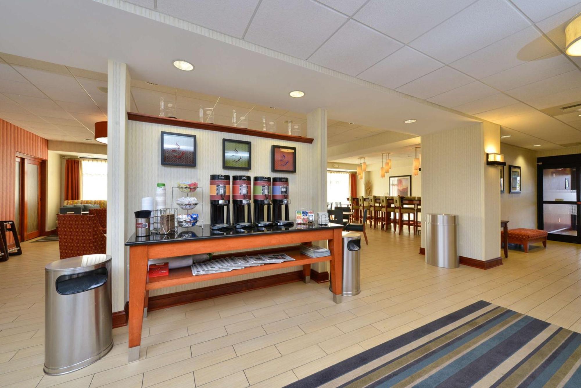 Hampton Inn Farmville Buitenkant foto