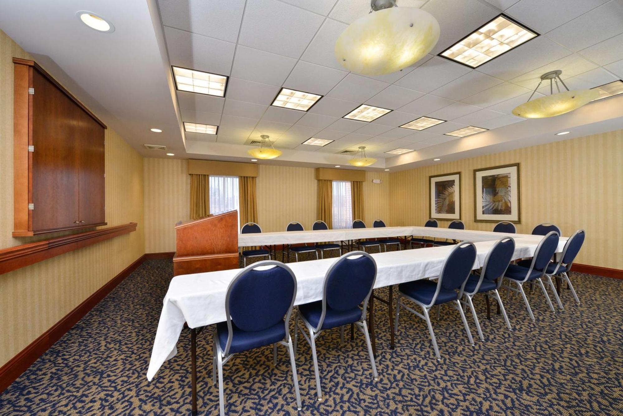 Hampton Inn Farmville Buitenkant foto